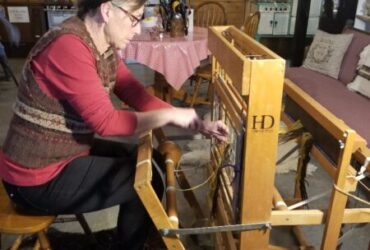 Floor Loom Weaving Class